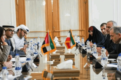 الإمارات وإيران تعقدان مشاورات سياسية في طهران