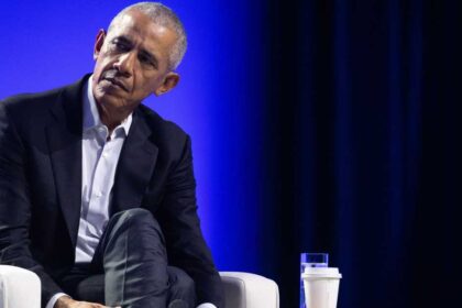 أول تعليق من أوباما على فيديو "القردين" الذي نشره ترامب