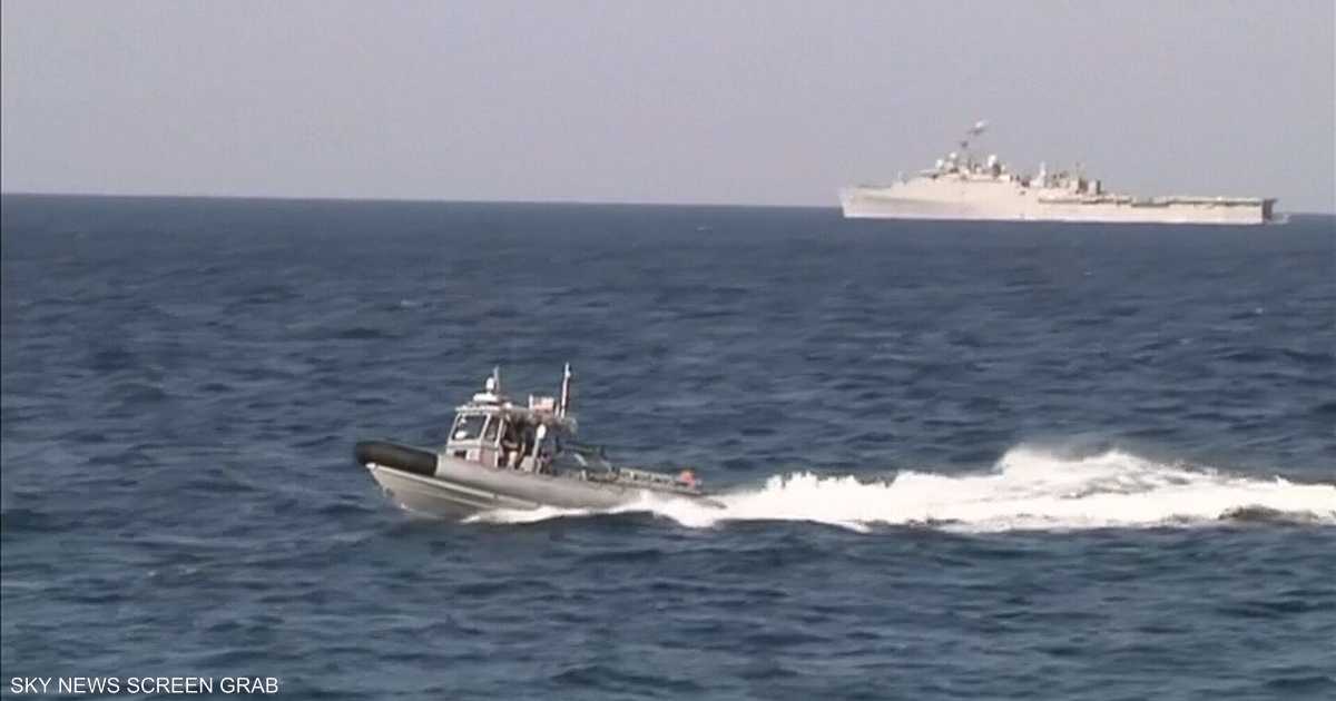 إيران تطلق مناورات "التحكم الذكي" في مضيق هرمز