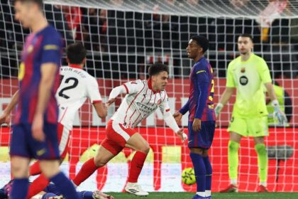 ضربة مؤلمة "جديدة".. برشلونة يخسر ديربي كتالونيا