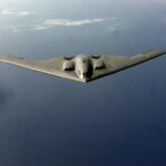 القاذفة الشبحية B-2 تبدأ ليلة طويلة في إيران باستخدام القنابل الخارقة MOP