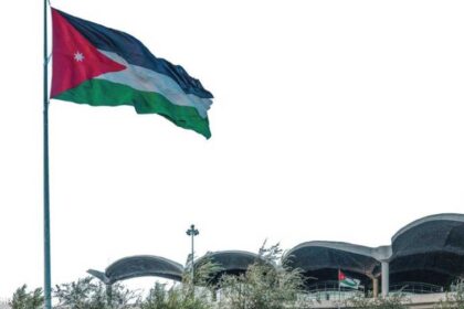 عمّان تعلن إغلاقا "جزئيا ومؤقتا" للأجواء الأردنية