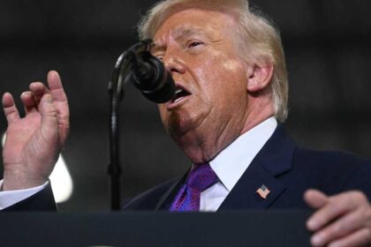 "التدخل البري في إيران".. ترامب يدرس تعزيز القوات بالمنطقة