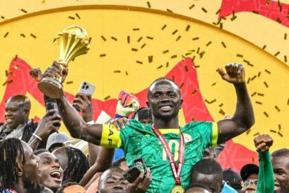 أزمة السنغال والمغرب.. رئيس الكاف يرد على "اتهامات الفساد"