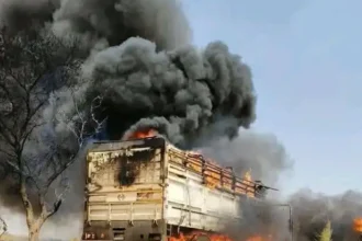 تفاصيل مؤلمة حول حرق عددًا من الشاحنات تحمل محصولًا زراعيًا