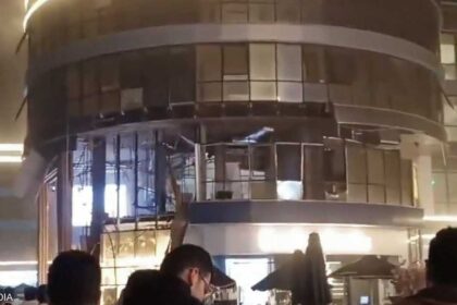 مصر.. قتلى وجرحى إثر اندلاع حريق بمول تجاري في دمياط