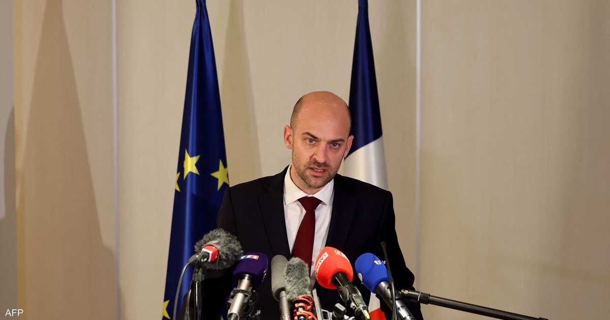 وزير الخارجية الفرنسي يدعو طهران إلى تقديم "تنازلات كبيرة"