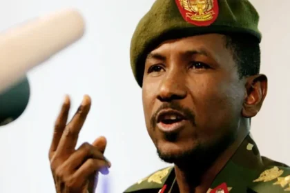 الناطق الرسمي باسم القوات المسلحة السابق يكشف حقيقة انتماء البرهان للإخوان المسلمين