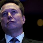 إيلون ماسك في عين العاصفة.. والسبب "صفقة تويتر"