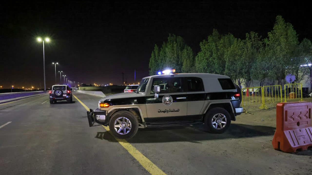 مصرع أفراد أسرة سودانية كاملة في حادث مروري في السعودية