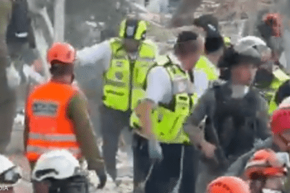 9 قتلى في قصف صاروخي إيراني قرب القدس