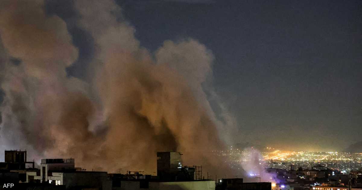 خاصإيران.. بين مطرقة الضربات وسندان التفكك الداخلي