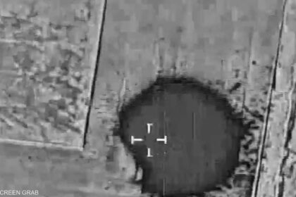 غارات واسعة على طهران.. وإسرائيل تكشف "بنك الأهداف"