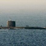 "ديلي ميل": وصول غواصة نووية بريطانية إلى بحر العرب