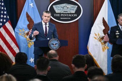 وزير الحرب الأميركي: إيران لن تكون "حربا بلا نهاية"