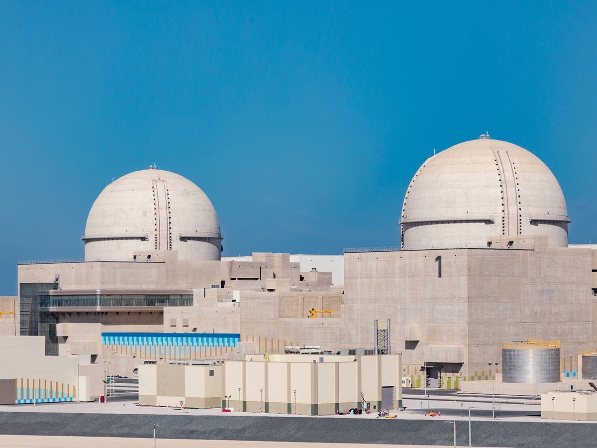 إيران تهدد بضرب المفاعل النووي للطاقة في الإمارات