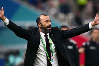 المغربي السكتيوي.. منتخب عمان يعين بطل كأس العرب