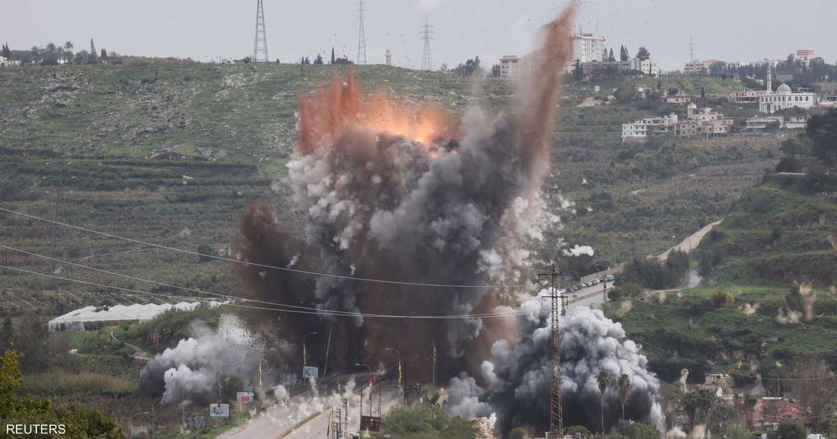 "مقدمة لغزو بري".. إسرائيل تقصف جسرا حيويا في جنوب لبنان
