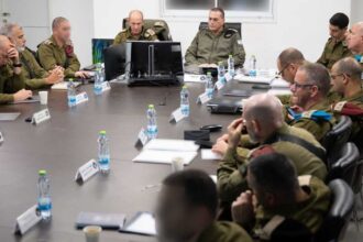 زامير: إسرائيل ستكثف عملياتها البرية المحددة في لبنان