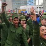 كوبا: الجيش يتحضر لهجوم عسكري أميركي