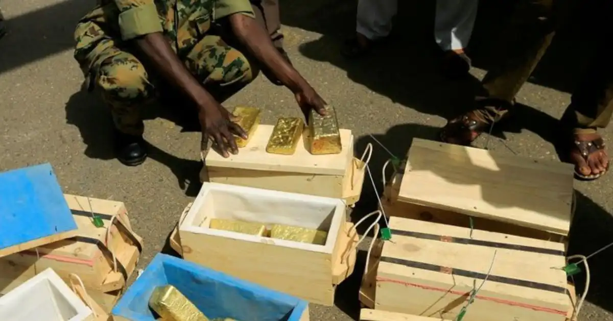 انخفاض سعر جرام الذهب في منجم سينقو بدارفور إلى 50 ألف بسبب حرب إيران