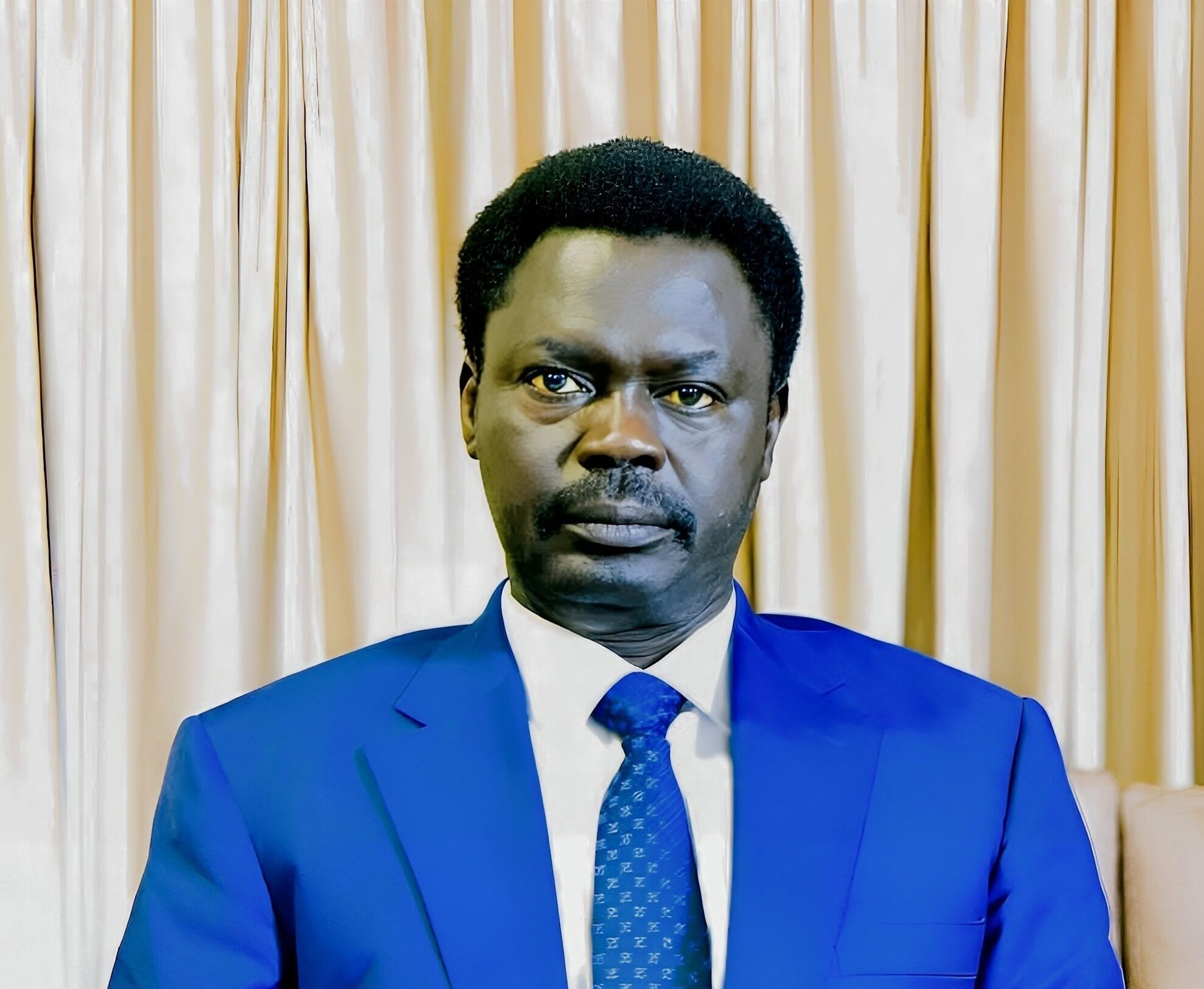 مناوي يعلق على تعيين دكتور أمجد فريد مستشارا لرئيس مجلس السيادة