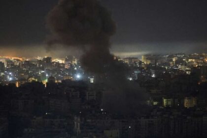 إسرائيل تكثف غاراتها على ضاحية بيروت الجنوبية