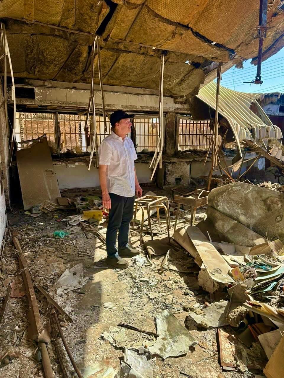 الخرطوم تستعيد نبضها.. ومدير المدرسة الأمريكية يصل السودان