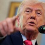 ترامب يتوعد إيران بـ"فتح أبواب الجحيم" إن لم تبرم اتفاقا