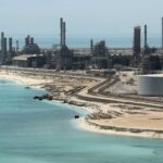 محلل: محاولة استهداف مصفاة رأس تنورة "تصعيد خطير"