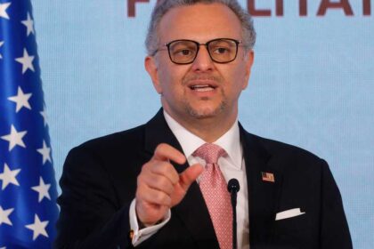 كبير مستشاري ترامب يدين مجزرة الجيش السوداني في الضعين