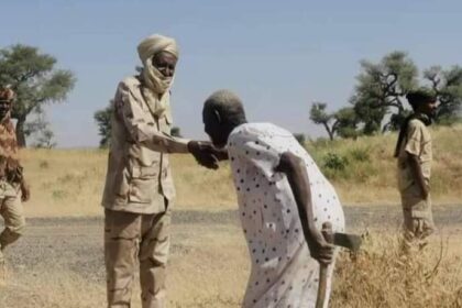 أوغندا تنقل عبدالرحيم دقلو بطائرة خاصة إلى الكرمك بإقليم النيل الأزرق