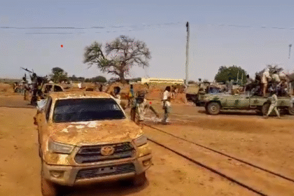 اشتباكات دامية في مدينة الفولة