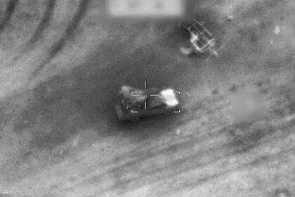 الجيش الإسرائيلي يوجه ضرباته لمواقع إنتاج السلاح في إيران