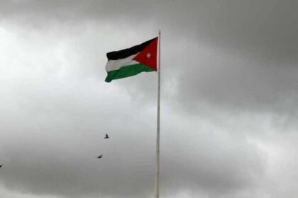 الأردن تعلن اعتراض صاروخين وسقوط ثالث شرقي المملكة