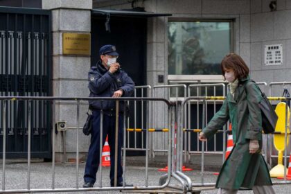 أزمة بين الصين واليابان.. اقتحام سفارة و"اعتذار مرفوض"