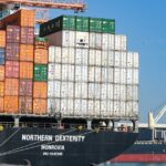 الكويت.. هجمات على منشأتين بحريتين وخسائر مادية