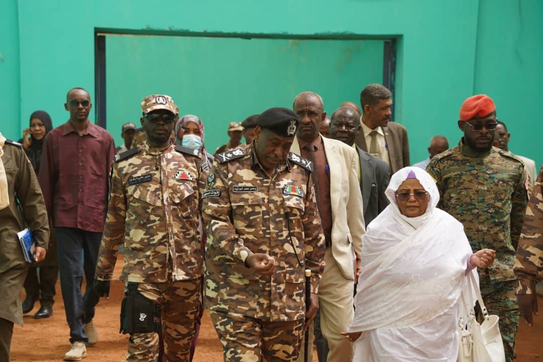 النائب العام تصدر قرارات مشددة بشأن السجون