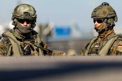 أسباب أمنية.. الجيش الألماني يقيّد جنوده على مواقع التواصل