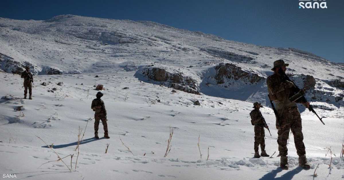 الجيش السوري يغلق نفق تهريب عبر الحدود مع لبنان غرب حمص