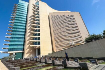 الكويت.. إسقاط 4 طائرات مسيرة في مناطق من البلاد