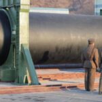 كيم يشرف على اختبار محرك صواريخ "هدفها الوصول لأميركا"