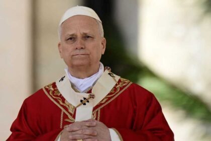 "الرب يرفض صلواتكم".. البابا ليو يهاجم "قادة الحروب"