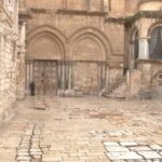 إسرائيل تمنع إقامة قداس أحد الشعانين في كنيسة القيامة بالقدس