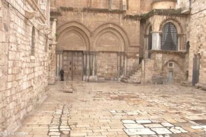 إسرائيل تمنع إقامة قداس أحد الشعانين في كنيسة القيامة بالقدس