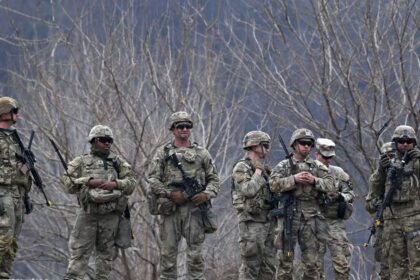 ترامب يدرس خيار التدخل البري في إيران حال فشل المفاوضات