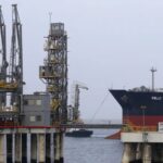 الإمارات تدفع الثمن الأكبر.. خسائر ضخمة واقتصاد مهدد بالانهيار