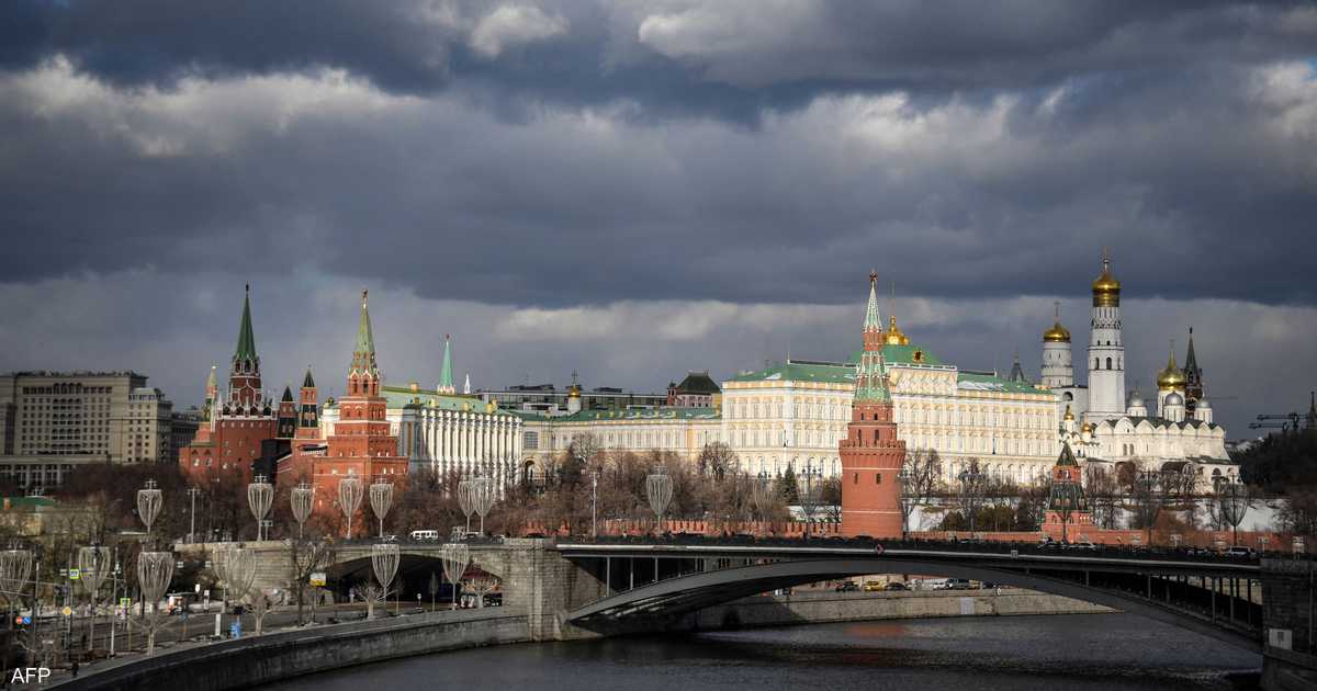 روسيا تطرد دبلوماسيا بريطانيا.. معلومات خطيرة وتهم تجسس