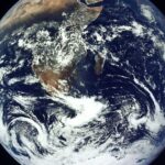 دراسة تكشف تأثيرا خفيا لمراكز البيانات على حرارة الأرض