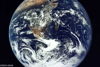 دراسة تكشف تأثيرا خفيا لمراكز البيانات على حرارة الأرض